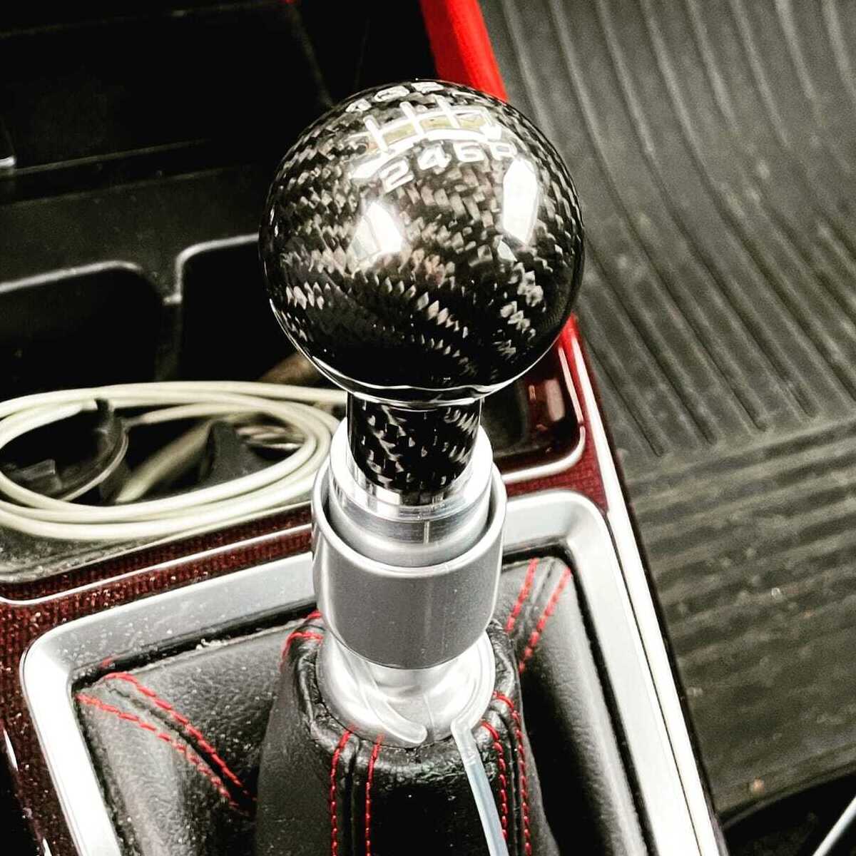 Pomello alluminio e fibra di carbonio Suzuki Swift ZC33S