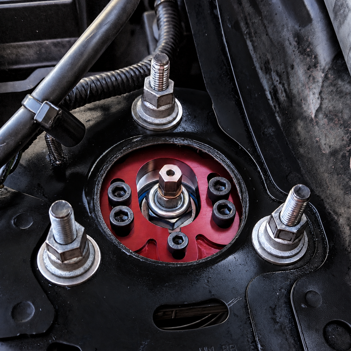 Piastre top mount coil over anteriori Fiesta Mk8 Mk7