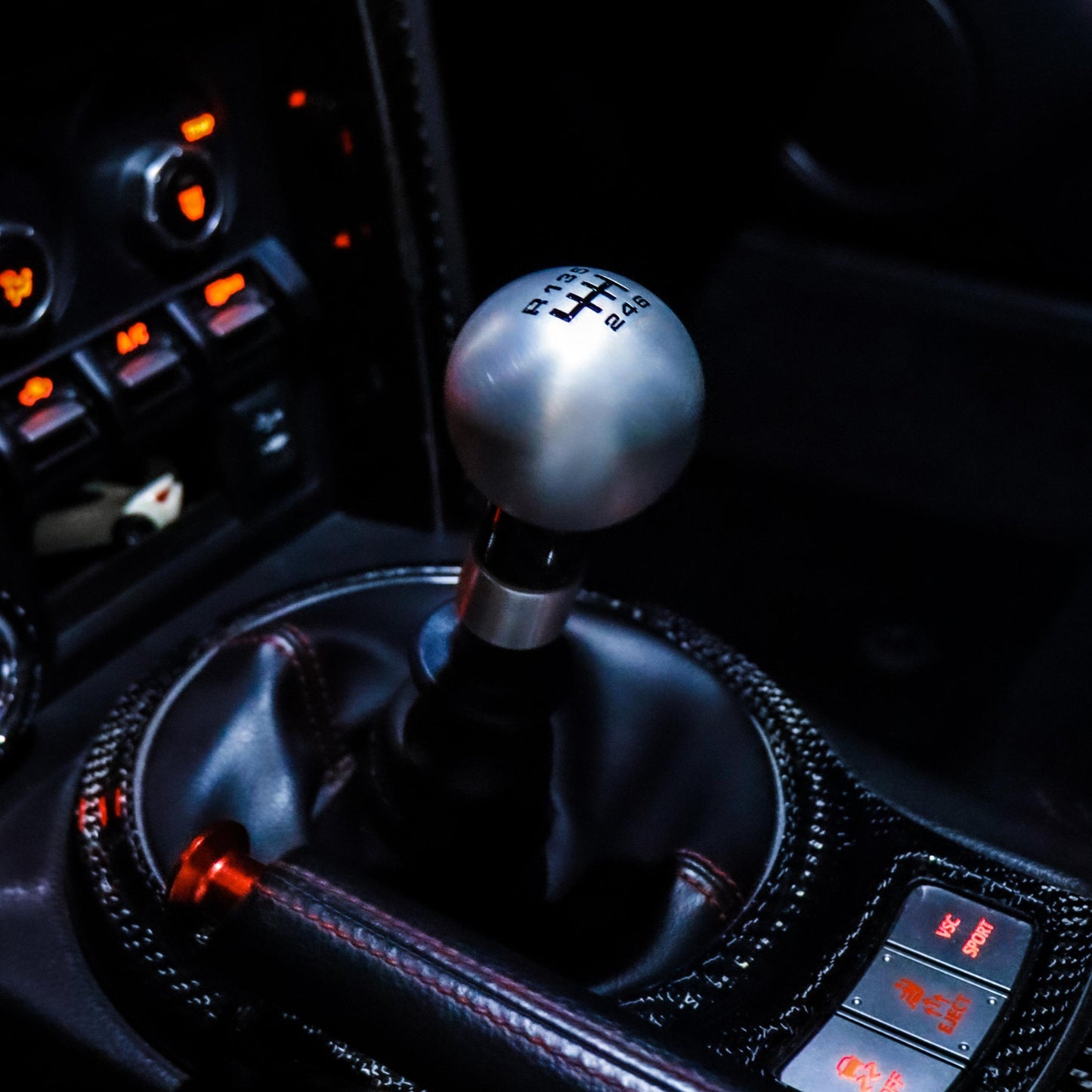 Pomello per Toyota GT86 e Subaru BRZ in alluminio o fibra di carbonio