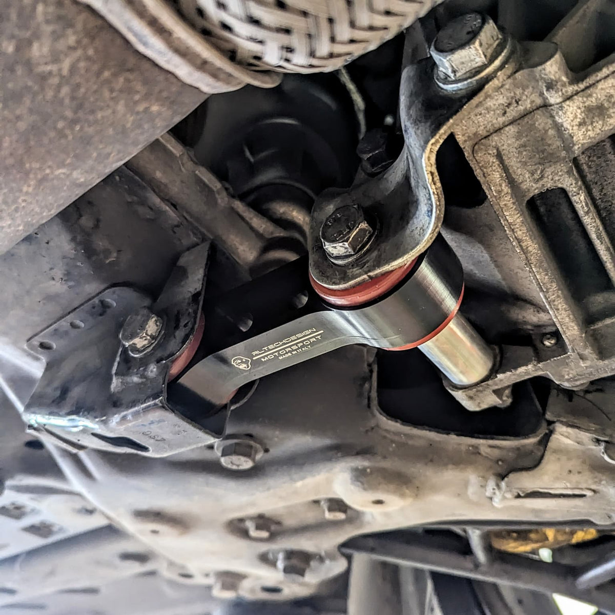 Supporto motore engine mount lato cambio controcoppia Abarth 500 595 695